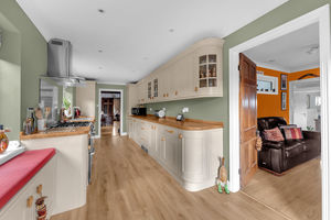 Photo 19- click for photo gallery